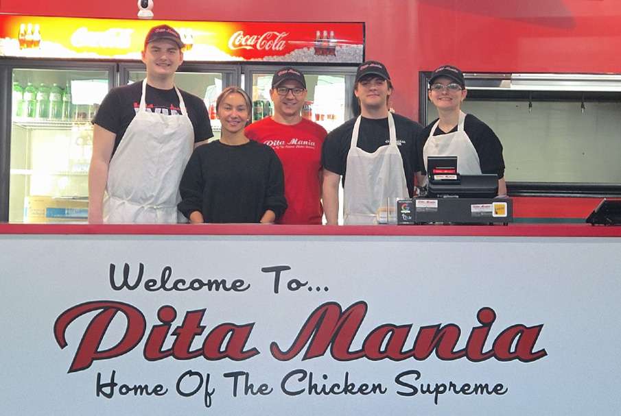 welcome-staff Pita Mania Staff Photo